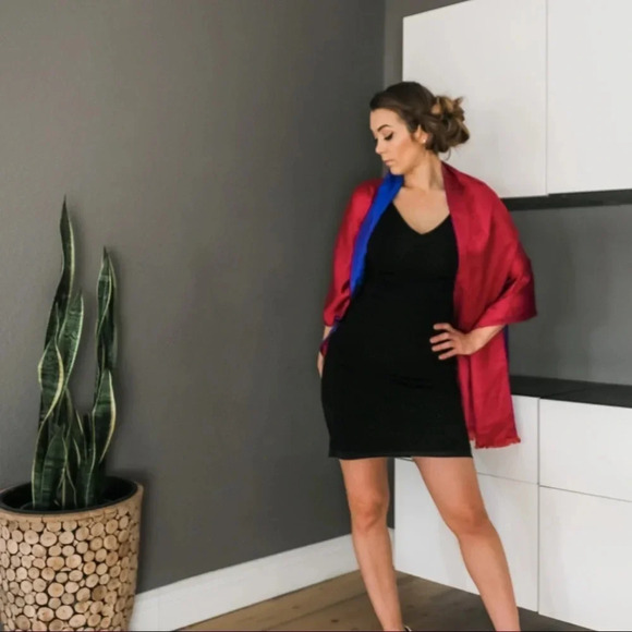 Wrap scarf - Picture 10 of 11